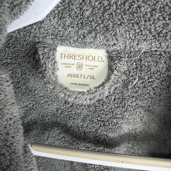 Threshold Charcoal Plush Robe - Picture 2 of 5